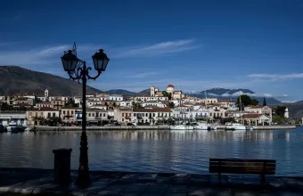 Γαλαξίδι: Χειμωνιάτικες βόλτες και χαλάρωση δίπλα στην θάλασσα 