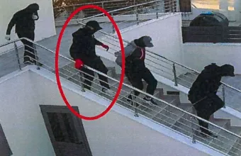 Σπείρα διαρρηκτών στην Αττική: Η αδυναμία τους στα πολυτελή αυτοκίνητα και τα ακριβά ρολόγια 