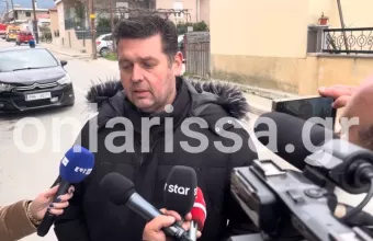 «Είναι αποφασισμένος, ελπίζω να με ακούσει»: Τι λέει ο δικηγόρος του δολοφόνου που είναι ταμπουρωμένος στους Γόννους της Λάρισας (βίντεο)