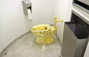 Χρυσή τουαλέτα 