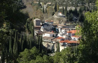 Μονή