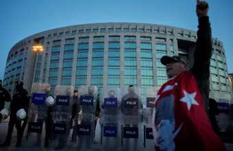 Ιμάμογλου: Το εκκρεμές της δημοκρατίας στην Τουρκία 