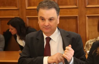 Σωκράτης Ξυνίδης: Αποχωρεί από το ΠΑΣΟΚ ο πρώην υπουργός 