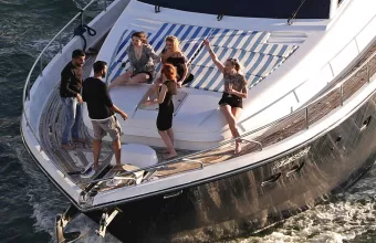 parties στο Ντουμπάι 