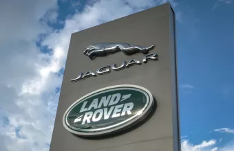 Πενταετής επέκταση σύμβασης με Jaguar Land Rover
