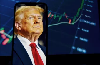 Τραμπ: Απειλεί την Κίνα με δασμούς έως και 245% 