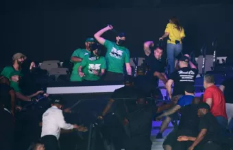 Μικρή ένταση μεταξύ οπαδών του Ολυμπιακού και του Παναθηναϊκού στην Etihad Arena
