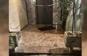 έκρηξη στην είσοδο του Χρήστου Παπαδημητρίου