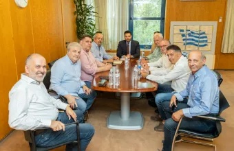 κυρανακης ταξι 