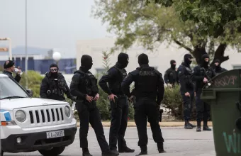 ΕΛΑΣ: Επιχείρηση σε οικισμό στο Ζεφύρι με 10 συλληψεις