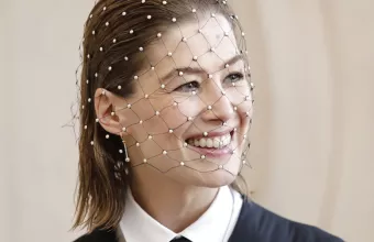 Rosamund Pike