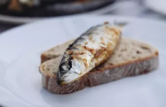 Το πιο υγιεινό ψάρι που πρέπει να τρώμε δύο φορές τη βδομάδα