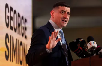 Τζορτζ Σιμιόν ομιλία