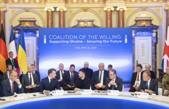 «Buy American»: Πώς η Ευρώπη πρέπει να προμηθευτεί όπλα για το Κίεβο 