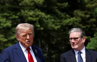 Στάρμερ Τραμπ