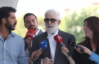 Πέτρος Φιλιππίδης
