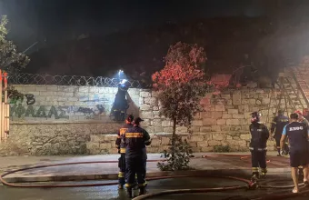 Φωτιά στη Γλυφάδα