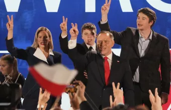 Πολωνία: Ο εθνικιστής Ναβρότσκι έρχεται, οι βεβαιότητες των Ευρωπαίων φεύγουν