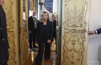 Mελόνι από σύνοδο ΝΑΤΟ: Συμπαγής η Συμμαχία – Δεσμευόμαστε με υποχρεώσεις