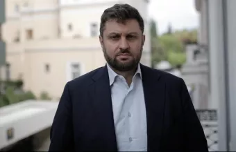 Ζαχαριάδης σε Σδούκου: «Δεν ντρέπεστε να γράφετε για κατά φαντασία μπάζωμα;»