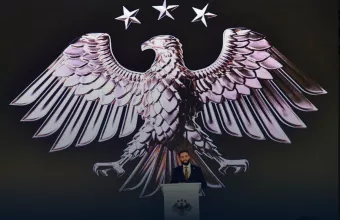 Συρία: Από το γεράκι στον αετό – Ο Αλ Σάρα άλλαξε το έμβλημα της χώρας