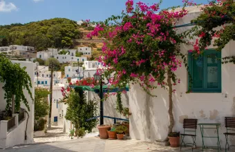 Πάρος: Μονοήμερη στις γραφικές Λεύκες