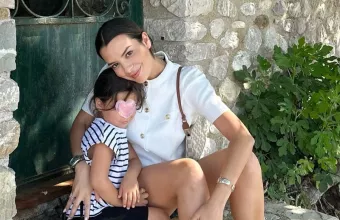Νικολέττα Ράλλη και κόρη συναυλία