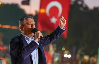 Οζγκιούρ Οζέλ