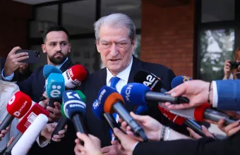 Αλβανία: Δικαστήριο ξεκινά δίκη για διαφθορά κατά του Σαλί Μπερίσα