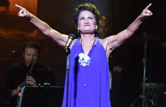 Άλκηστις Πρωτοψάλτη: Ποζάρει σε σκάφος και μας εύχεται «καλό μήνα» - Έρχονται όμορφα και πολύ συγκινητικά νέα… (video)