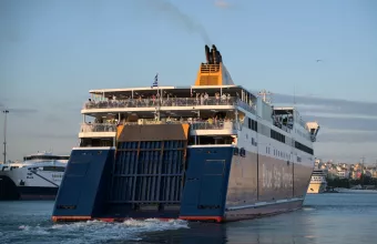 Αδειάζει η Αθήνα: Φεύγουν οι πρώτοι αδειούχοι του Αυγούστου - Γεμάτα αναχωρούν τα πλοία
