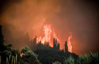 Πυρκαγιές στην Αχαΐα: Καλύτερη η εικόνα από την αναζωπύρωση στον Μπάλα