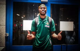 Ρισόν Χολμς