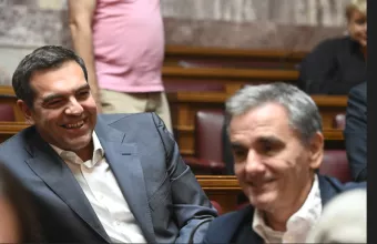 Τσίπρας και Τσακαλώτος στη Βουλή