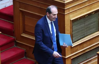 Απόστολος Βεσυρόπουλος