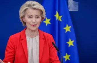 Ούρσουλα φον ντερ Λάιεν: Συνδρομή μέσω RescEU στην Ελλάδα για τις φωτιές