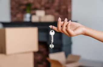 Πλαφόν στα ενοίκια: Πώς να καταστρέψεις τους ενοικιαστές, παριστάνοντας πως τους «σώζεις»