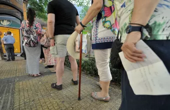 Ουρά σε ΑΤΜ