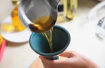 Ανακύκλωσε το λάδι! Είναι σημαντικό!