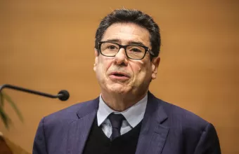 Φιλιπ Αγκιον