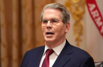 Σκοτ Μπέσεντ πορτρέτο