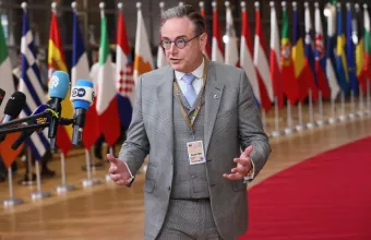 Μπαρτ ντε Βέβερ