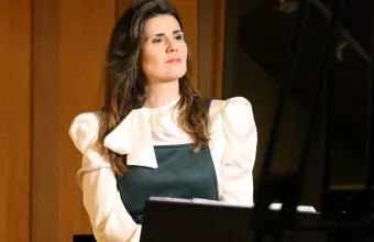  Σοφία Μάνου