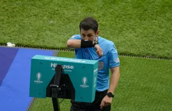 Tούρκος διαιτητής