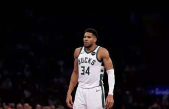 Γιάννης Αντετοκούνμπο 