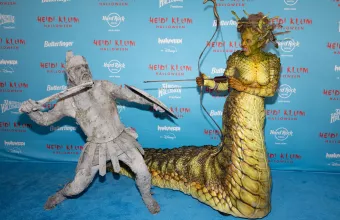 H Κλουμ ντύθηκε μέδουσα