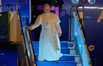 Πάπας αποβίβαση αεροπλάνου