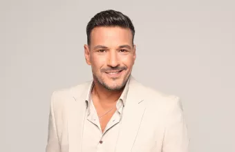 Μικρούτσικος υπέρ Τσουρού