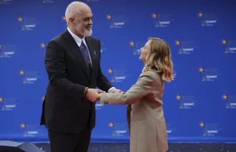 Ράμα με Μελόνι