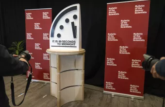 Doomsday clock